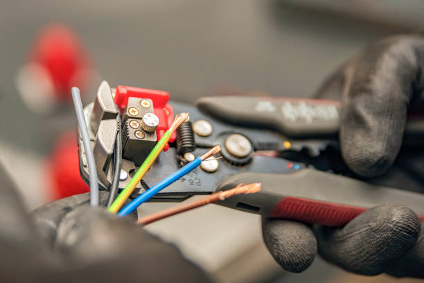 Best Electrical Outlet Repair  in Wellsville, MO